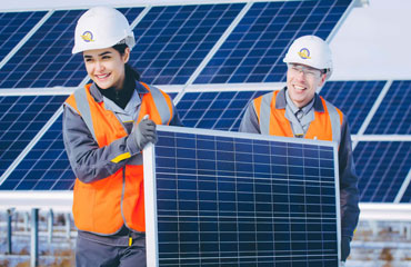 installsolarpanel3 installsolarpanel3